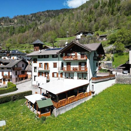 Hotel Miravalle Imer Exteriér fotografie